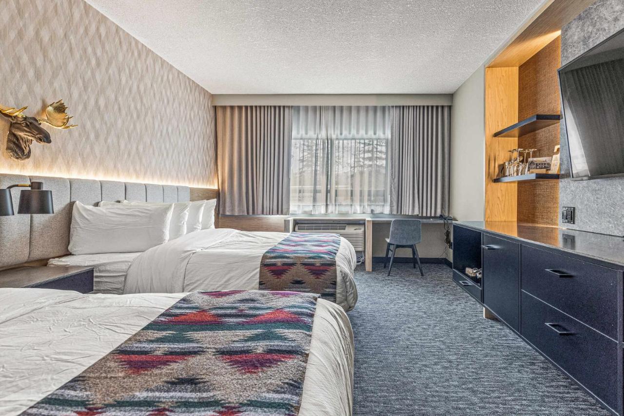 Mtn House By Basecamp Hotel Canmore Luaran gambar
