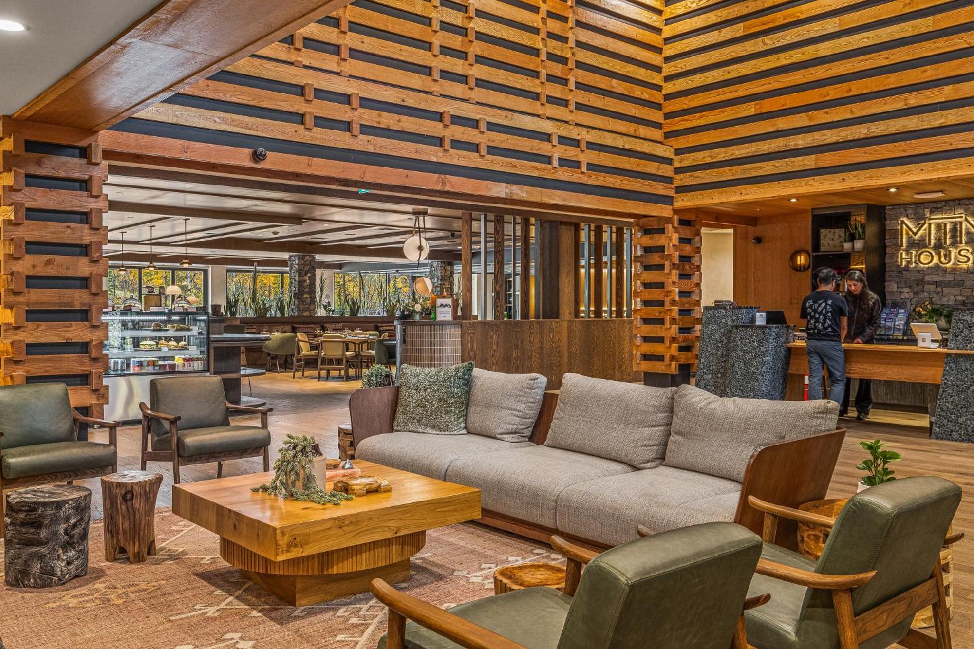 Mtn House By Basecamp Hotel Canmore Luaran gambar